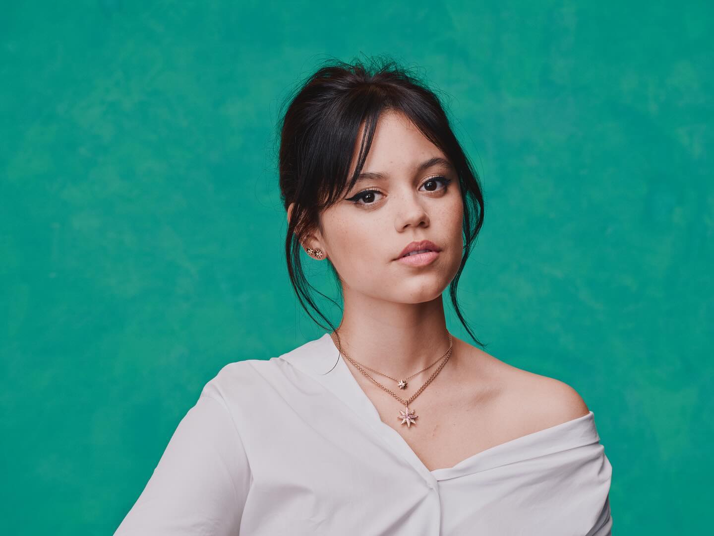 Jenna Ortega Bio, Age, Career, Net Worth, Height, Education, Boyfriend & More